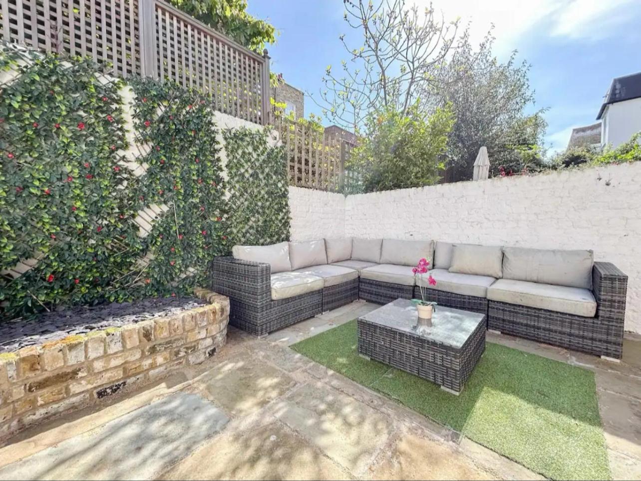 Entire 3 Bed Town House, Chelsea, Londra