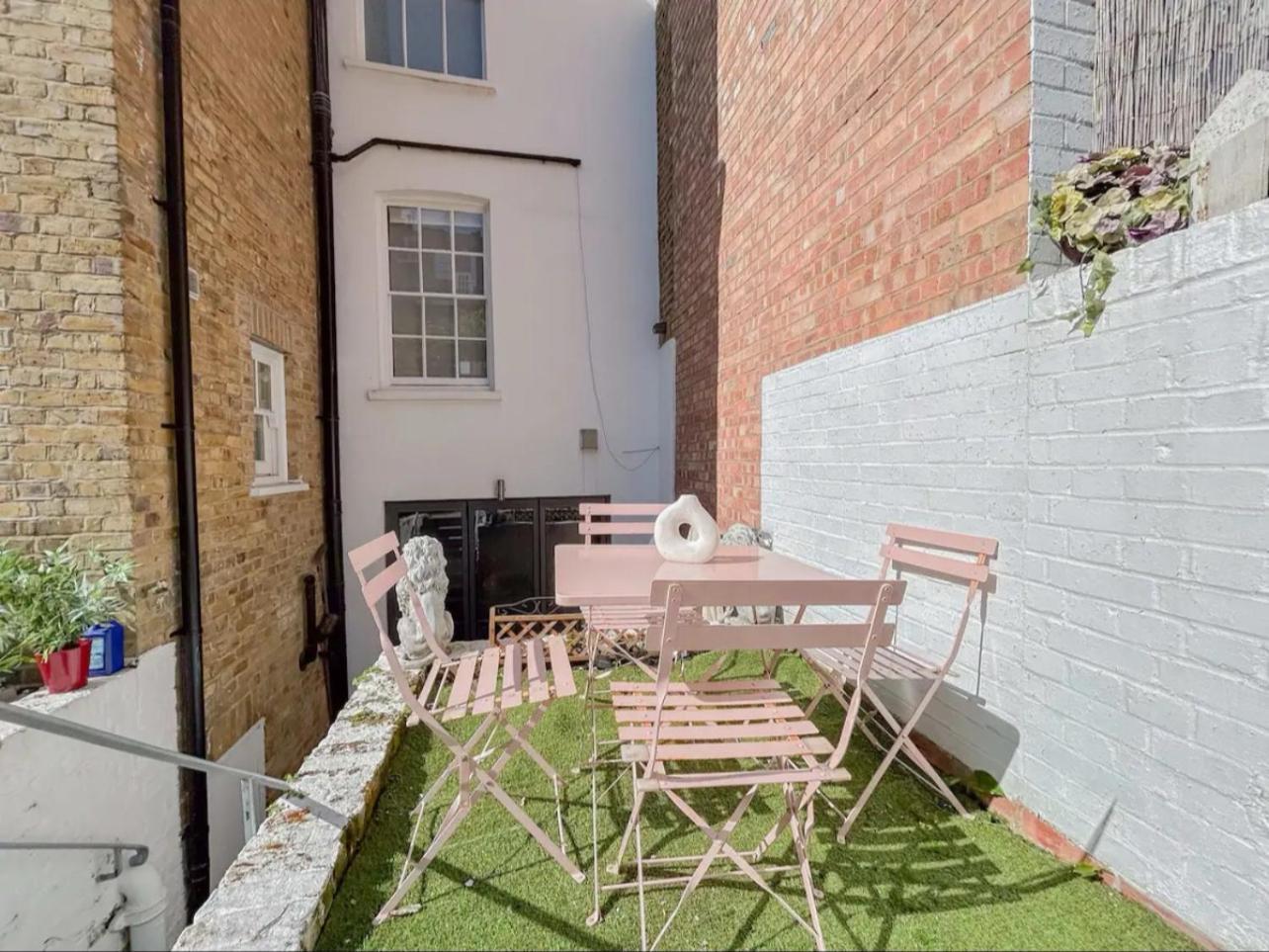 Entire 3 Bed Town House, Chelsea, Appartamento Londra