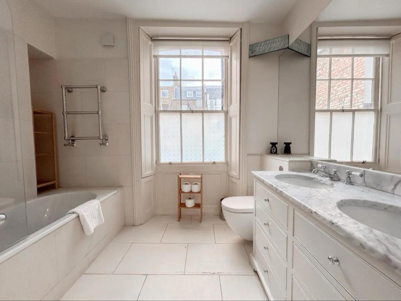 Entire 3 Bed Town House, Chelsea, Appartamento *